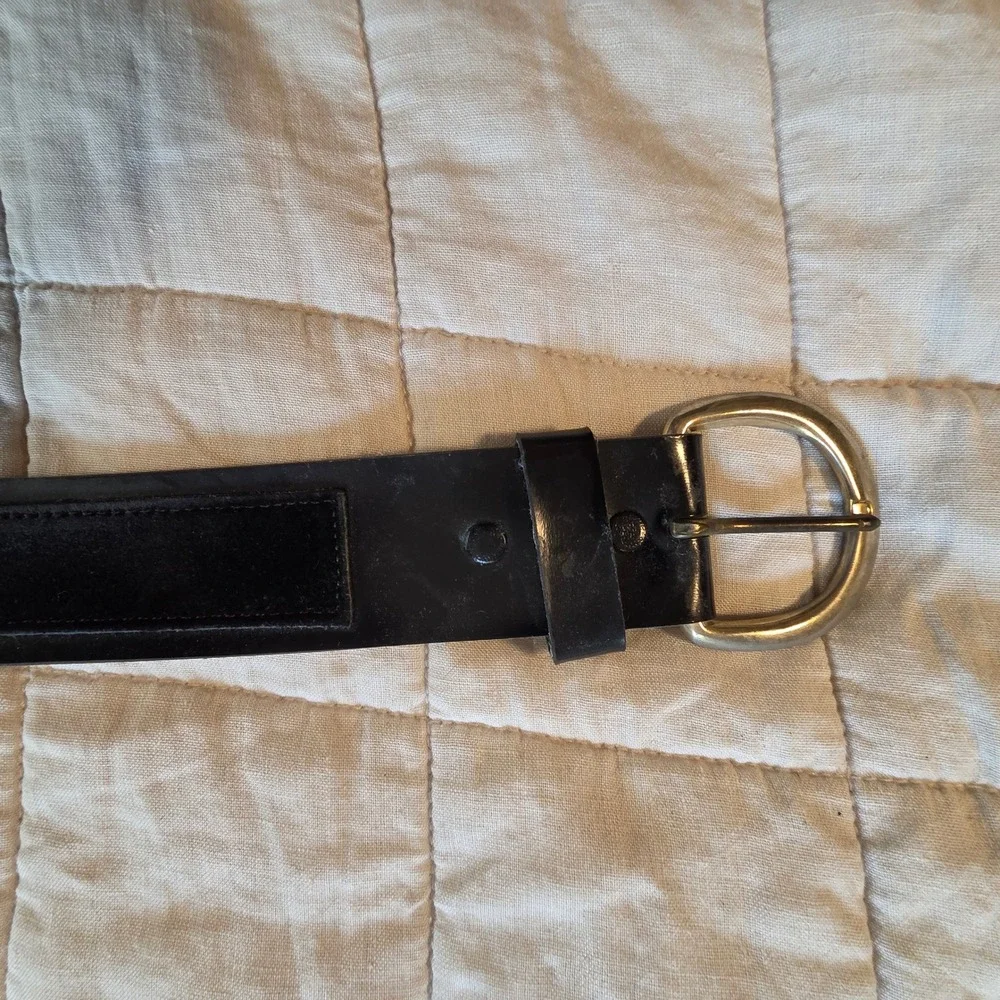 Unbranded Leather Velvet Inlay Belt Mens 44 Black Good Silver Buckle Classic